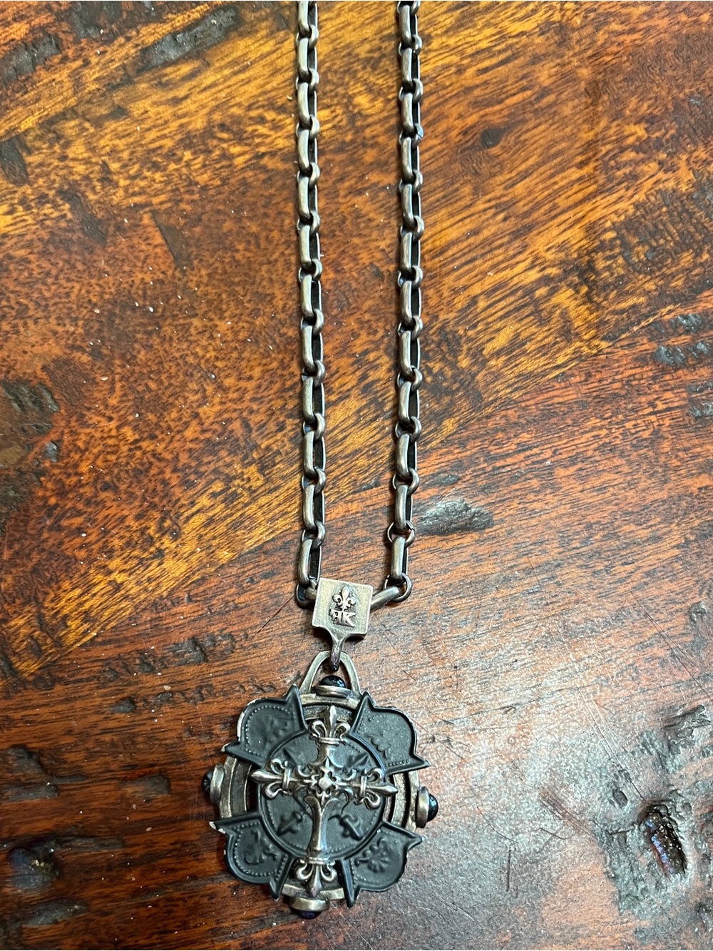 French Kande vintage black medallion silver cross silver necklace HTF style - Picture 6 of 9